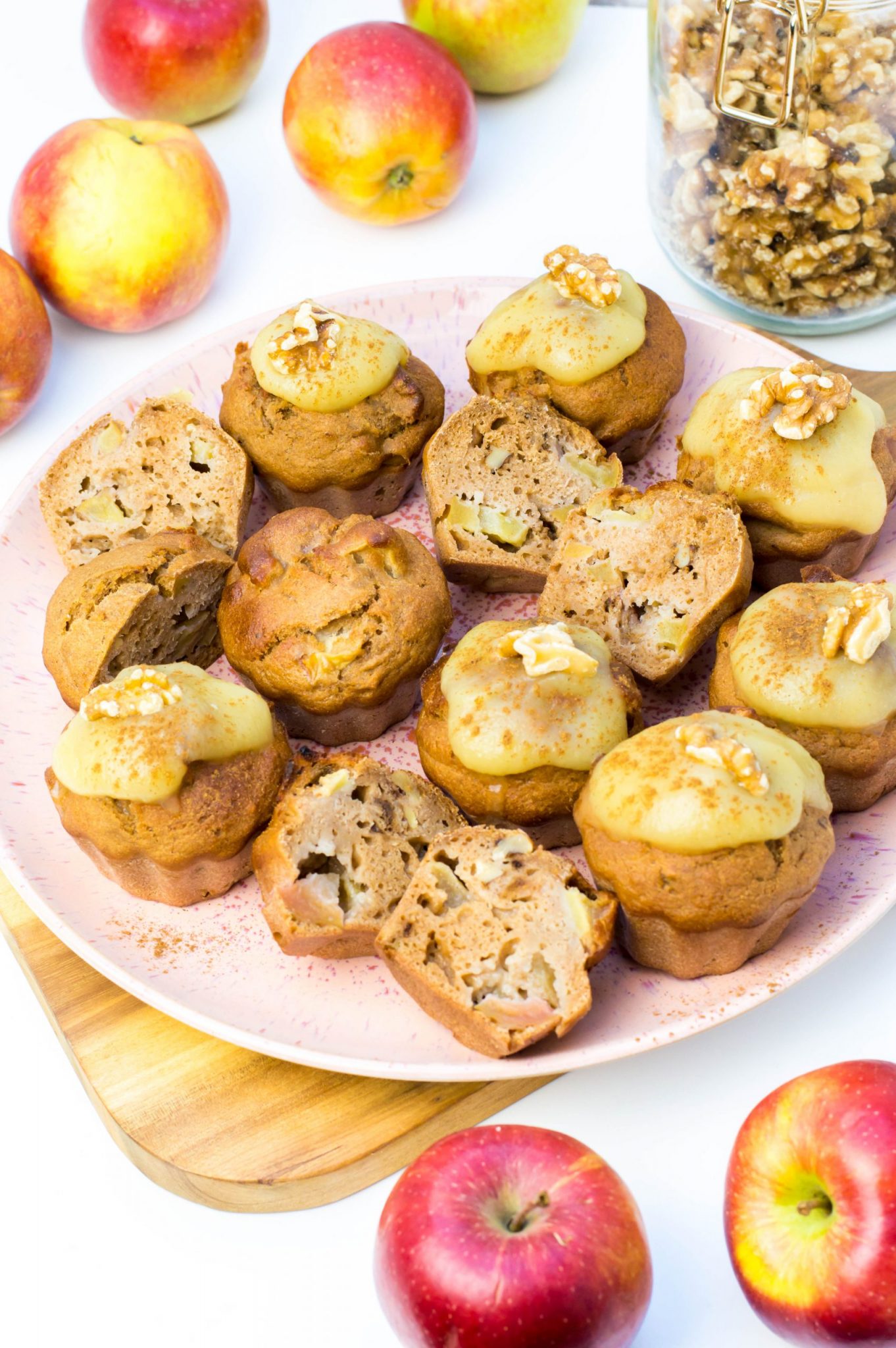 Gesunde Apfel Zimt Muffins mit Walnüssen
